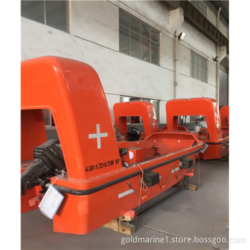 Fast rescue boat with inboard engine